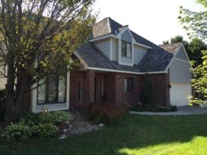 Norandex Siding: Silver, Granite.